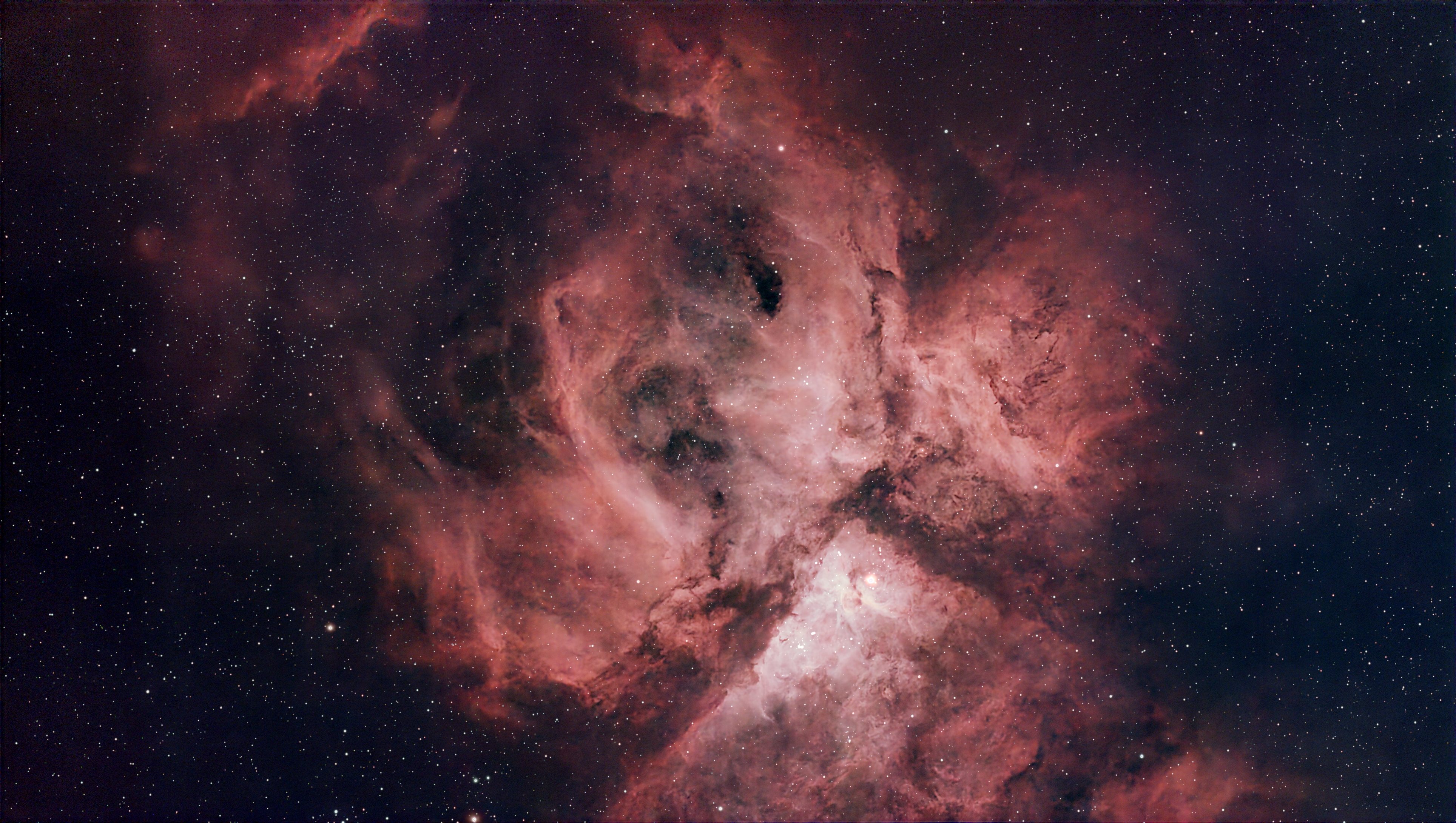 Mount for guide scope to improve celestial tracking.